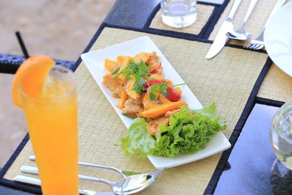 Prasats Boutique Hotel Пном Пен Екстериор снимка