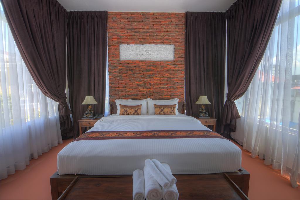 Prasats Boutique Hotel Пном Пен Екстериор снимка