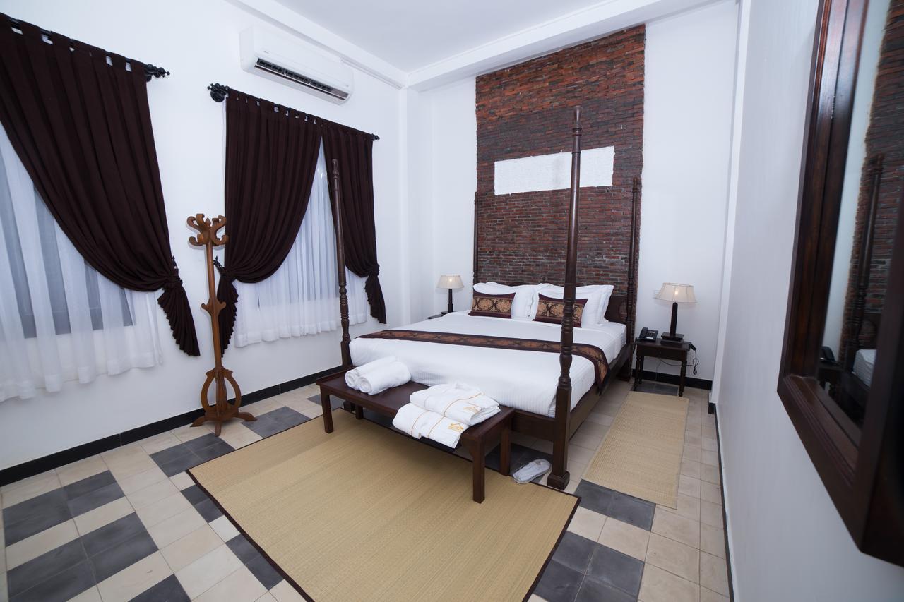 Prasats Boutique Hotel Пном Пен Екстериор снимка