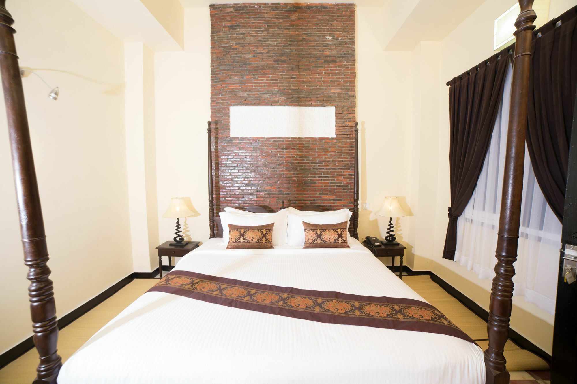 Prasats Boutique Hotel Пном Пен Екстериор снимка