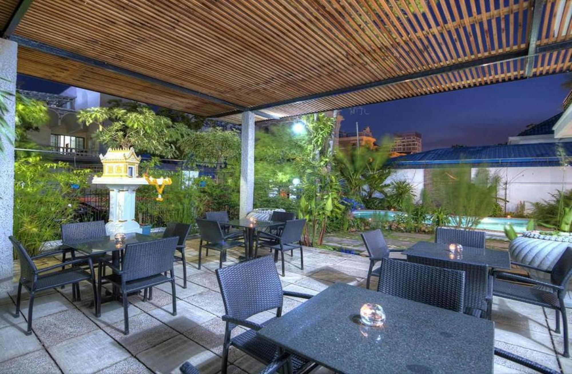 Prasats Boutique Hotel Пном Пен Екстериор снимка