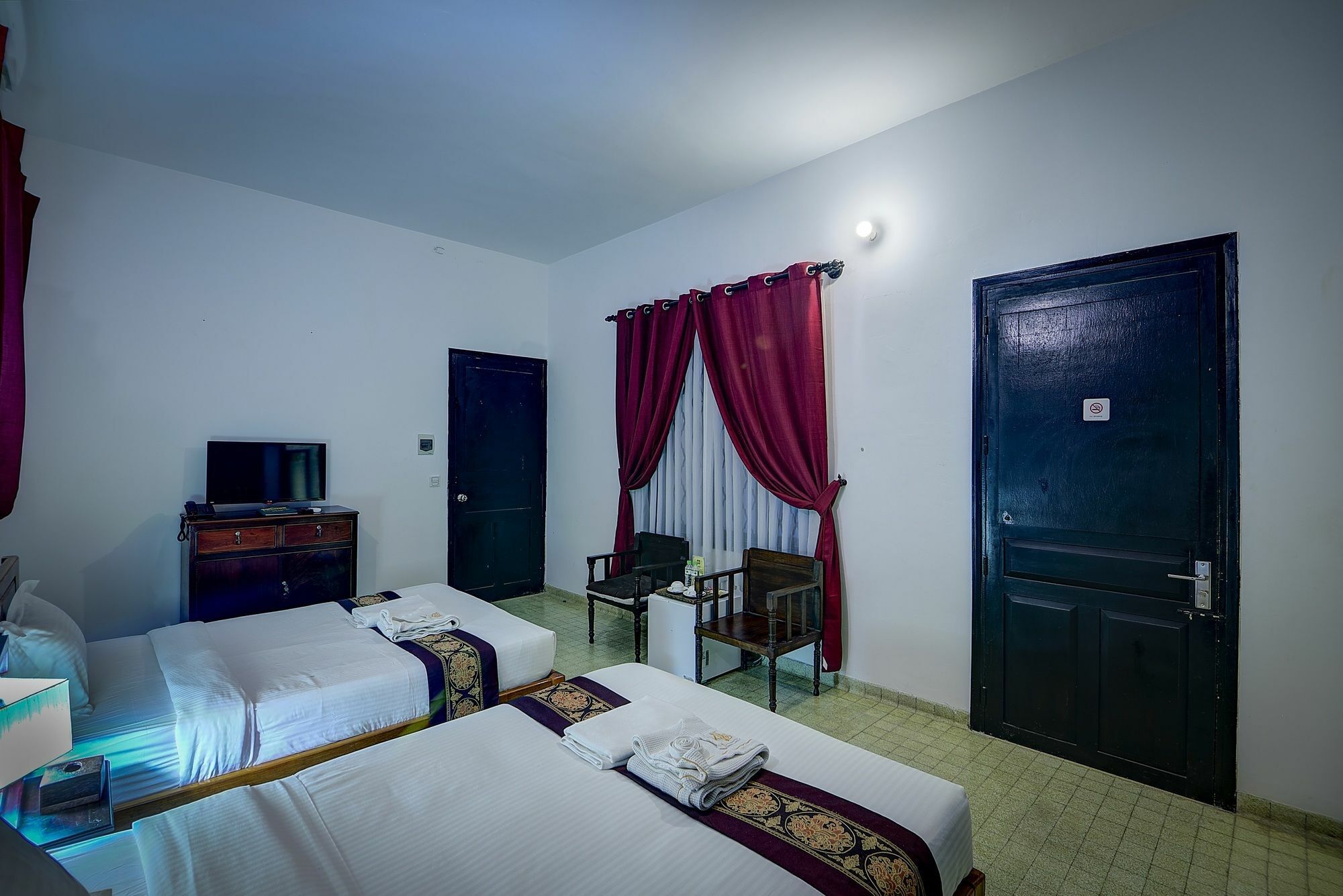 Prasats Boutique Hotel Пном Пен Екстериор снимка