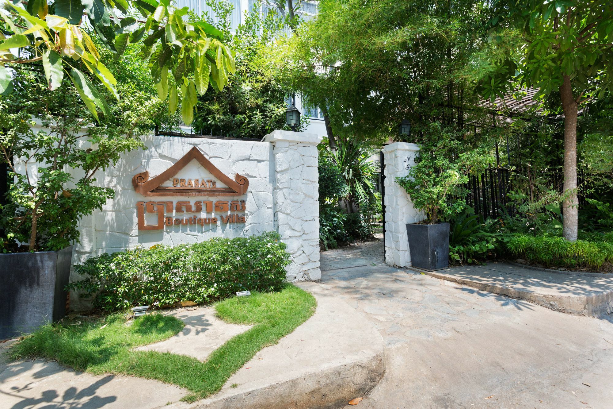 Prasats Boutique Hotel Пном Пен Екстериор снимка